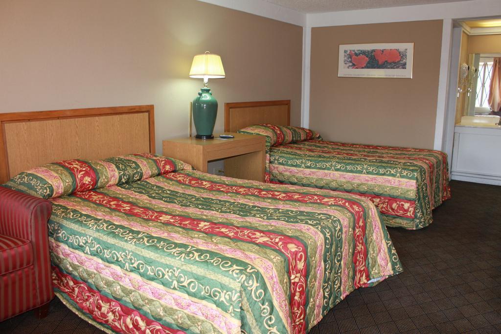Knights Inn Indianapolis Zimmer foto
